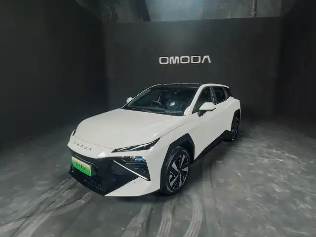 OMODA O4